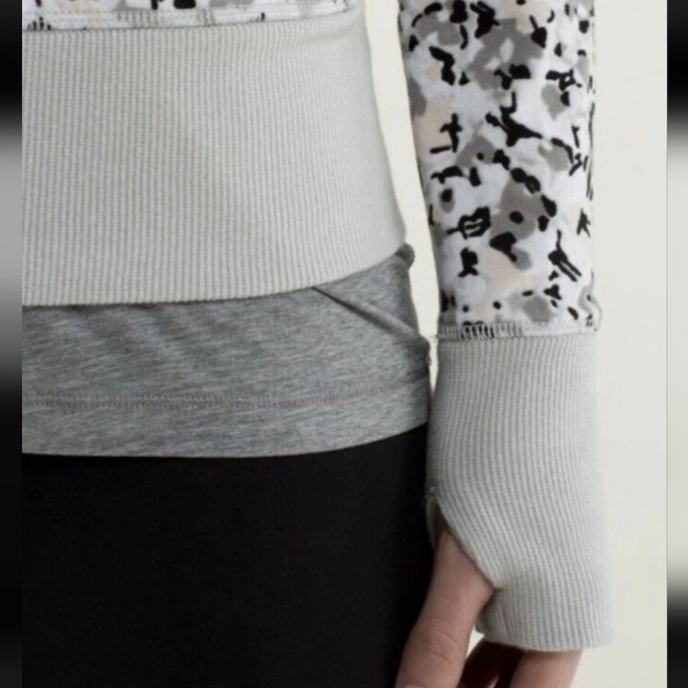 Lululemon Athletica Silver/Gray Asana Jacket - Picture 5 of 15